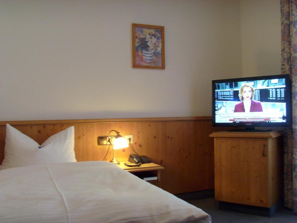 Landhotel & Gaststuben Zum Hasen บาด เซาล์เกา ห้อง รูปภาพ